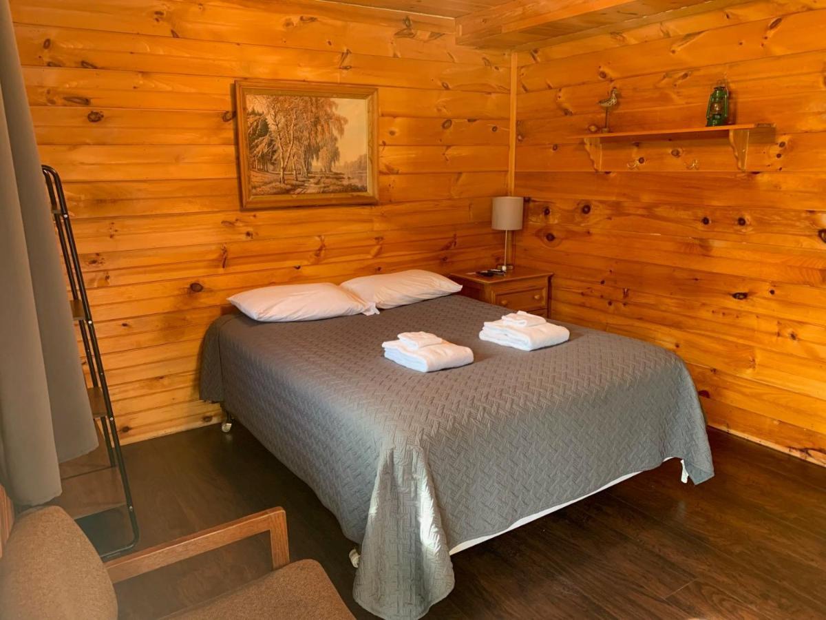 Pine Crest Motel & Cabins Barton Kültér fotó